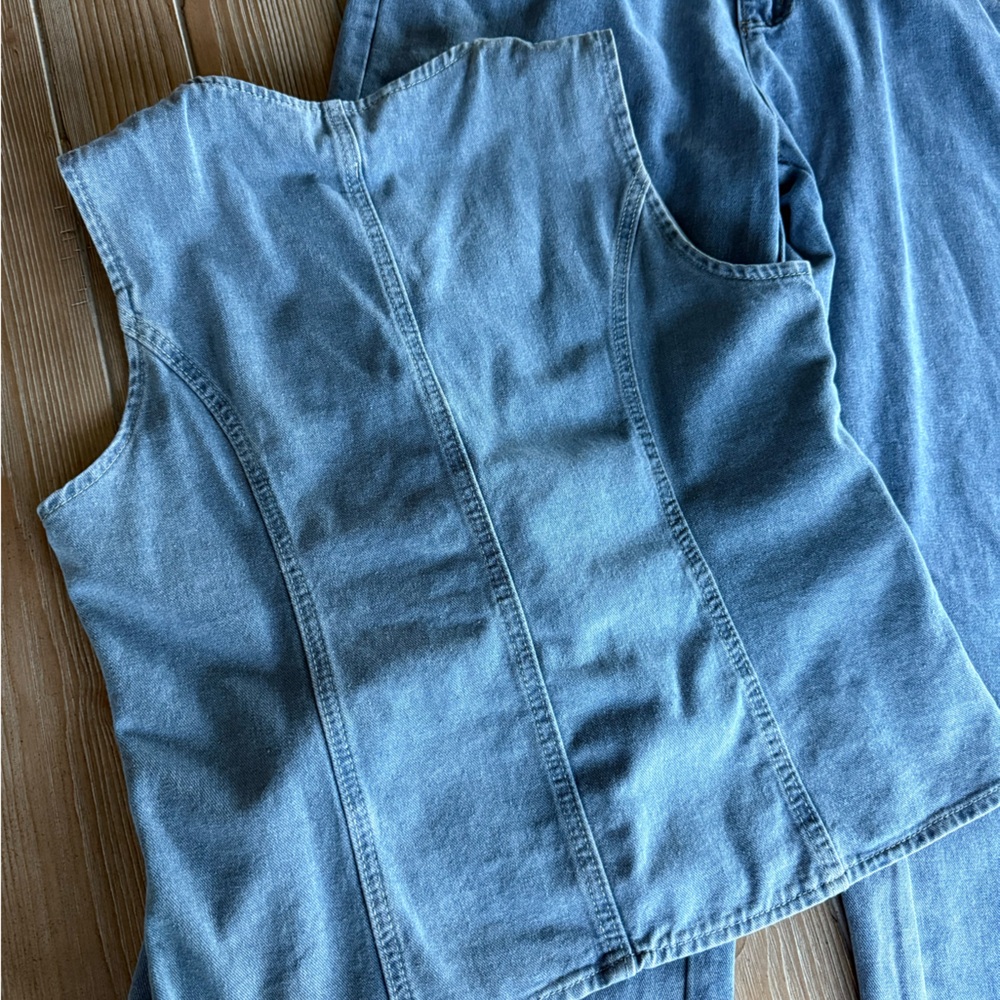 Amazon Light Blue Denim Vest and Pants Set - Picture 5 of 7